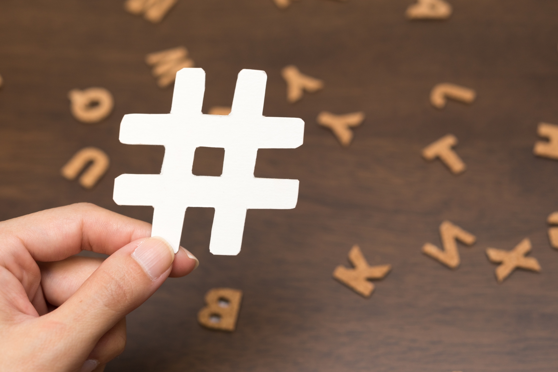 Youtube動画の ハッシュタグの付け方は説明欄に記載するだけでok アフィリエイトでノンストレスな高利益率ビジネスをつくる方法